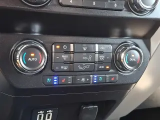 Ford F-150 2020 4x4 Lariat 4dr SuperCrew 5.5 ft. SB