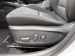 Hyundai KONA 2023 AWD SEL 4dr Crossover