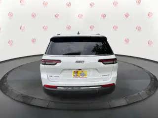 2021 Jeep Grand Cherokee L Laredo