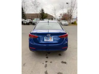 2020 Hyundai Accent SE