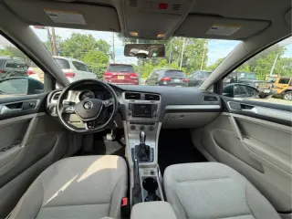 2017 Volkswagen Golf SportWagen TSI S 4Motion