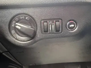 2016 Dodge Charger SE