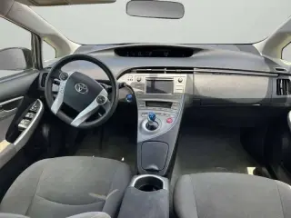 2015 Toyota Prius Three