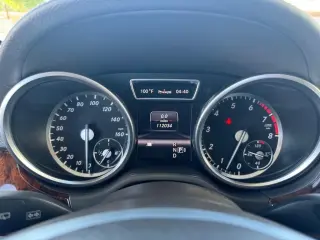 2013 Mercedes-Benz M-Class ML550