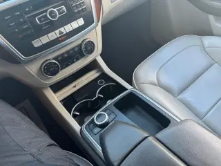 2013 Mercedes-Benz M-Class ML550