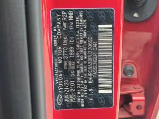 Hyundai VENUE 2023 Limited 4dr Crossover