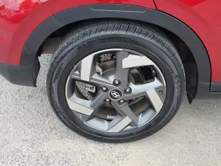 Hyundai VENUE 2023 Limited 4dr Crossover