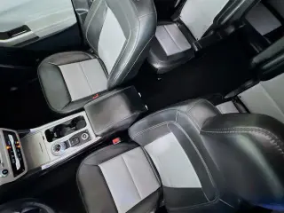 Ford Explorer 2022 AWD XLT 4dr SUV