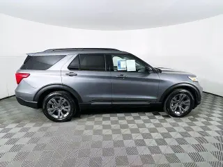 Ford Explorer 2022 AWD XLT 4dr SUV
