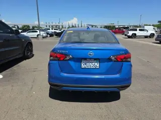 Nissan Versa 2021 SV 4dr Sedan