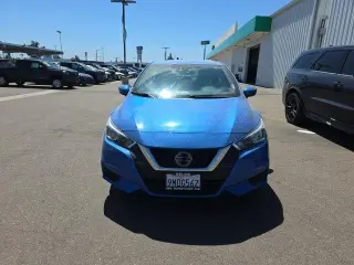 Nissan Versa 2021 SV 4dr Sedan
