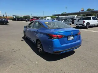 Nissan Versa 2021 SV 4dr Sedan