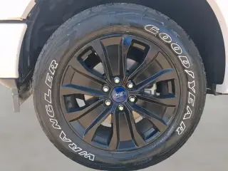 Ford F-150 2020 4x4 XL 4dr SuperCrew 5.5 ft. SB