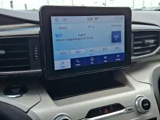 Ford Explorer 2023 AWD XLT 4dr SUV
