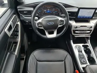 Ford Explorer 2023 AWD XLT 4dr SUV