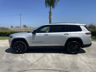 Jeep Grand Cherokee L 2023 4x4 Laredo X 4dr SUV