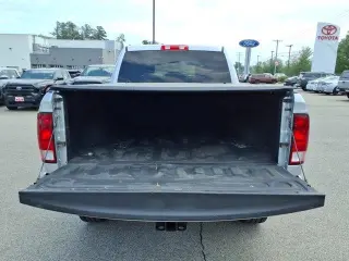 Ram 2500 2017 4x4 Tradesman 4dr Crew Cab 6.3 ft. SB Pickup
