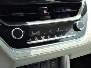 Toyota Corolla Cross 2024 AWD L 4dr Crossover