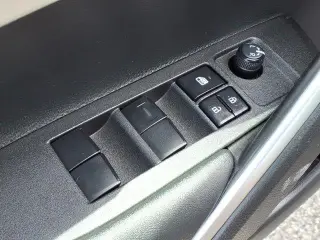 Toyota Corolla Cross 2024 AWD L 4dr Crossover