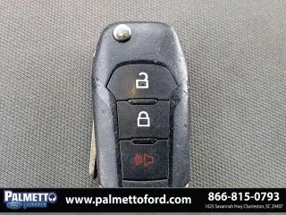 Ford F-150 2016 4x2 XL 2dr Regular Cab 6.5 ft. SB