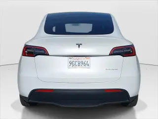 Tesla Model Y 2023 AWD Long Range 4dr Crossover