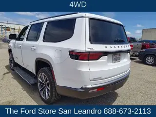 Jeep Wagoneer 2022 4x4 Series III Carbide 4dr SUV