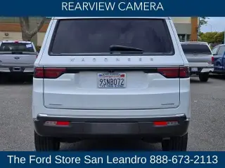Jeep Wagoneer 2022 4x4 Series III Carbide 4dr SUV