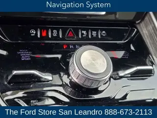Jeep Wagoneer 2022 4x4 Series III Carbide 4dr SUV