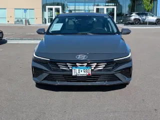 Hyundai ELANTRA Hybrid 2026 Limited 4dr Sedan