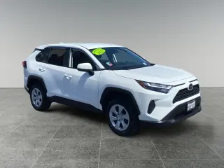 Toyota RAV4 2025 LE 4dr SUV