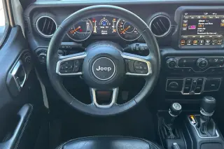 Jeep Wrangler Unlimited 2018 4x4 Moab 4dr SUV (midyear release)
