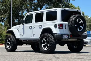 Jeep Wrangler Unlimited 2018 4x4 Moab 4dr SUV (midyear release)