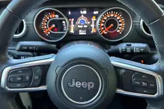 Jeep Wrangler Unlimited 2018 4x4 Moab 4dr SUV (midyear release)