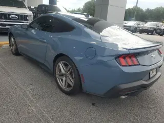 Ford Mustang 2024 EcoBoost 2dr Fastback