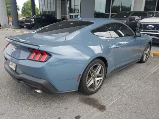 Ford Mustang 2024 EcoBoost 2dr Fastback