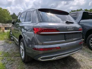 Audi Q7 2021 AWD quattro Premium 55 TFSI 4dr SUV
