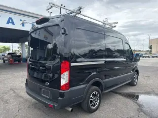 Ford Transit 2023 250 3dr SWB Medium Roof Cargo Van