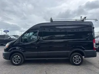 Ford Transit 2023 250 3dr SWB Medium Roof Cargo Van