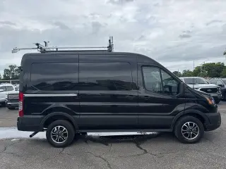 Ford Transit 2023 250 3dr SWB Medium Roof Cargo Van