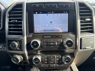 Ford F-150 2018 4x4 King Ranch 4dr SuperCrew 5.5 ft. SB