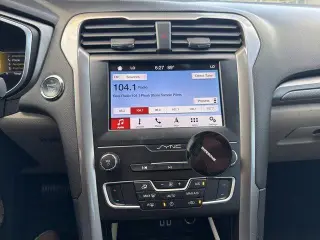 Ford Fusion Hybrid 2019 SE 4dr Sedan