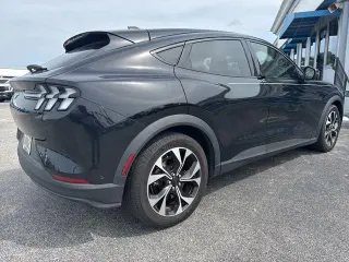 Ford Mustang Mach-E 2024 Select 4dr SUV