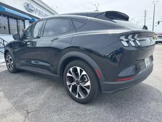 Ford Mustang Mach-E 2024 Select 4dr SUV
