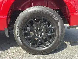 Ford F-150 2025 4x2 STX 4dr SuperCrew 5.5 ft. SB