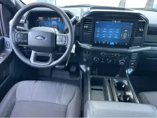 Ford F-150 2025 4x2 STX 4dr SuperCrew 5.5 ft. SB