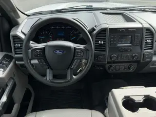 Ford F-250 Super Duty 2019 4x2 XLT 4dr SuperCab 8 ft. LB Pickup