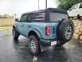 Ford Bronco 2022 4x4 Base Advanced 4dr SUV