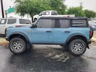 Ford Bronco 2022 4x4 Base Advanced 4dr SUV
