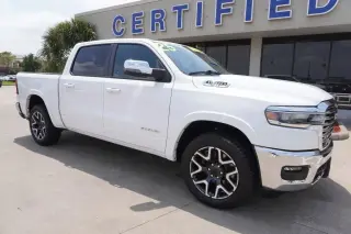 Ram 1500 2025 4x4 Laramie 4dr Crew Cab 5.6 ft. SB Pickup