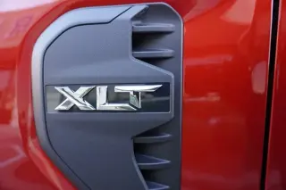 Ford Ranger 2024 4x4 XLT 4dr SuperCrew 5.0 ft. SB